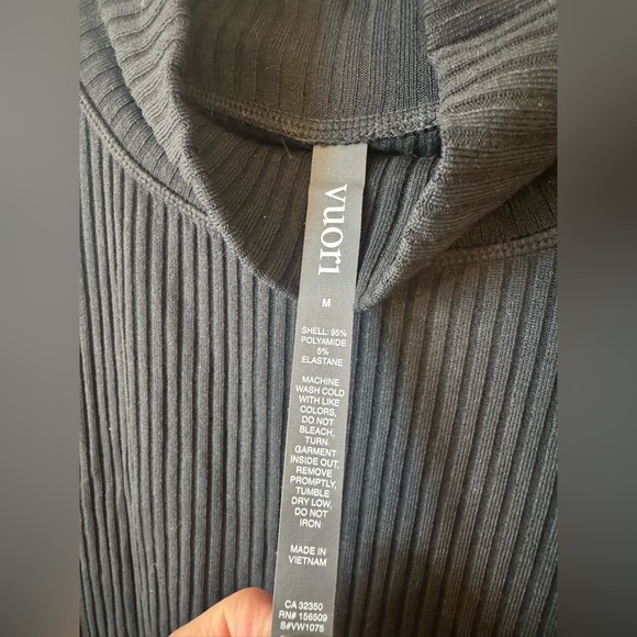 Vuori Bleeker Ribbed Brown Caramel Long Sleeve Mock Neck Bodysuit Size M - Picture 14 of 16